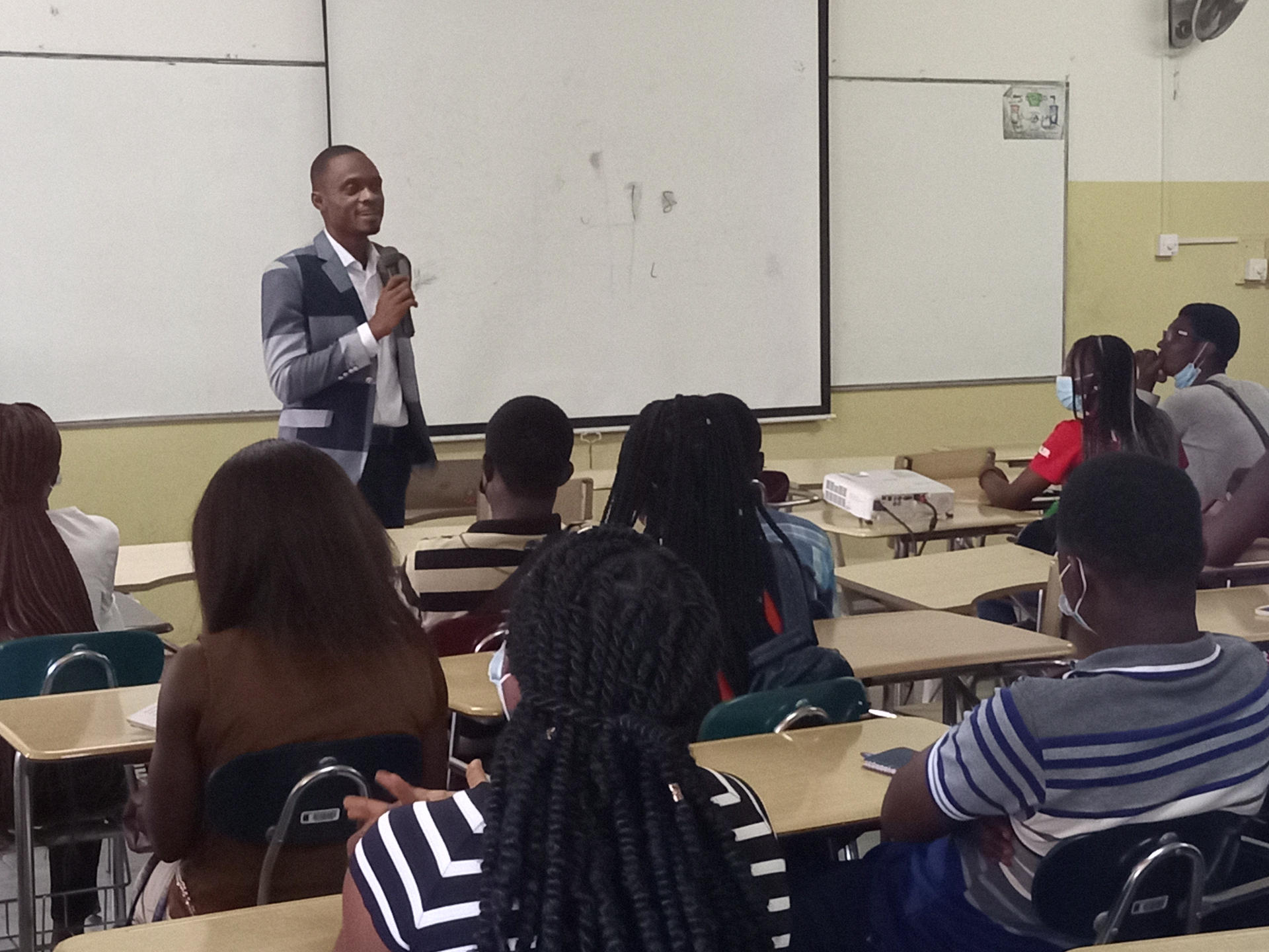 Facilitator engaging students during a Finex Initiative training